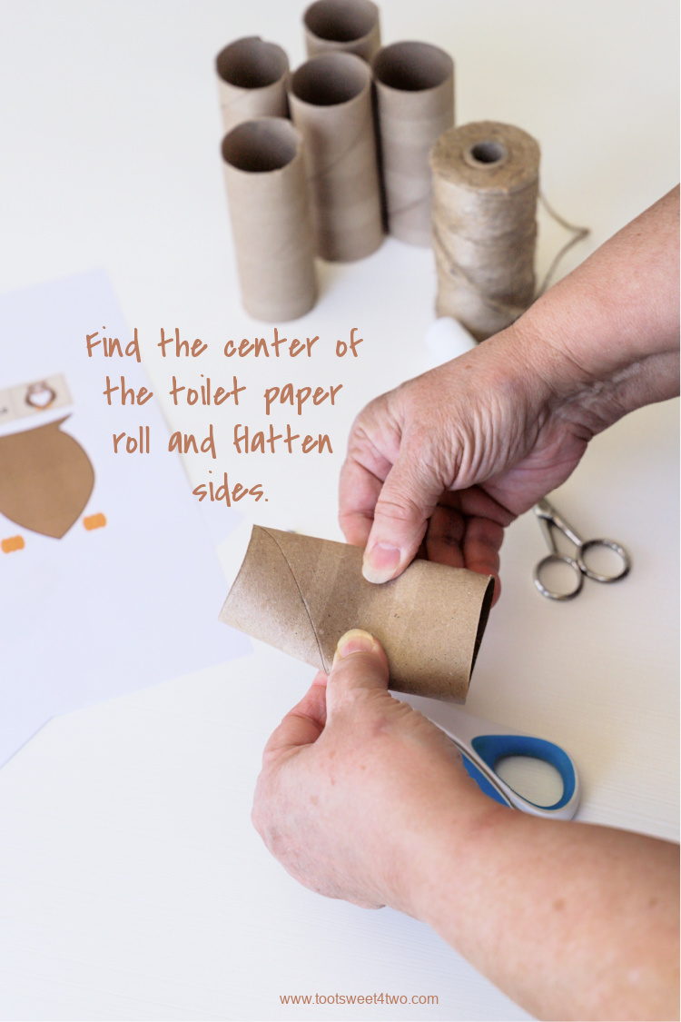 Toilet Paper Roll Crafts Owl Napkin Rings - Step 2
